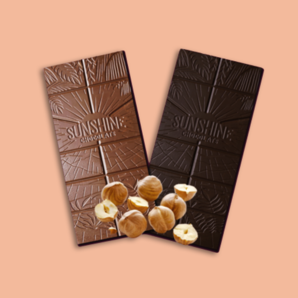 deux tablettes de chocolat et noisettes